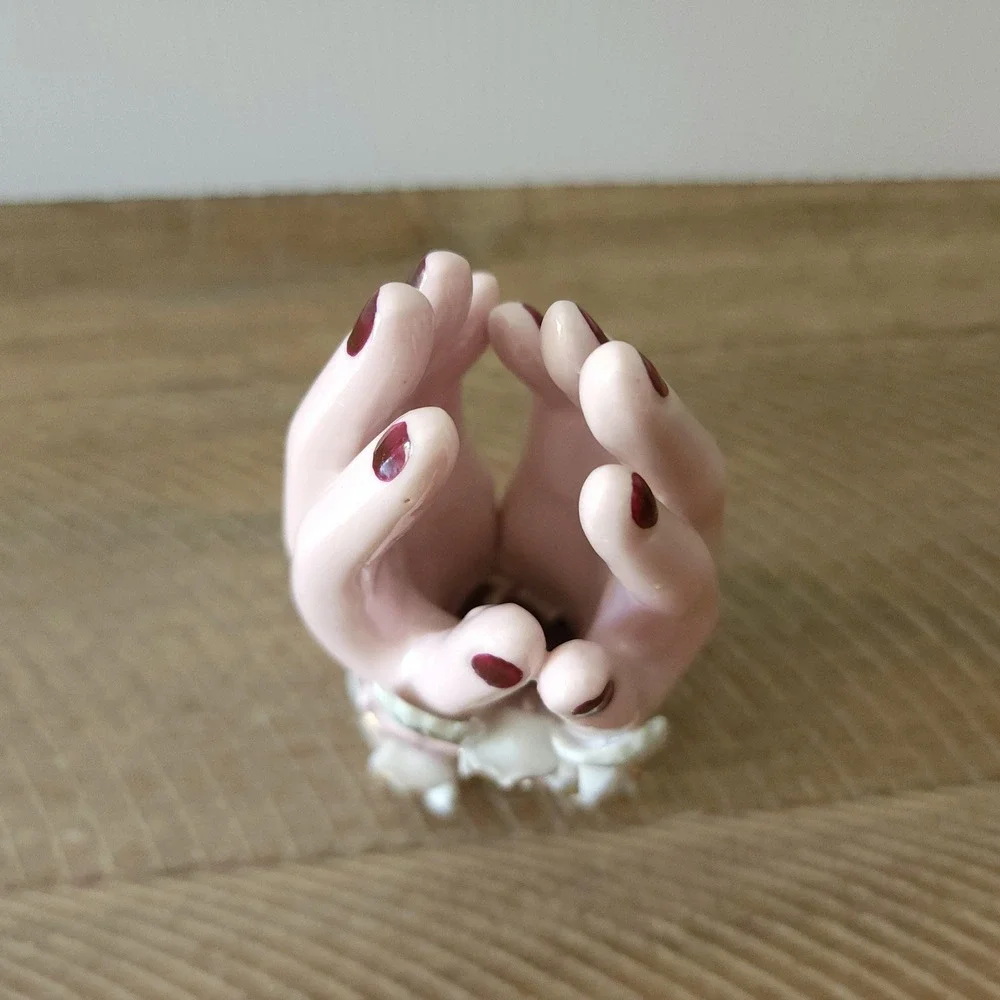 Vintage Porcelain‎ Hand Shaped Jewelry Holder